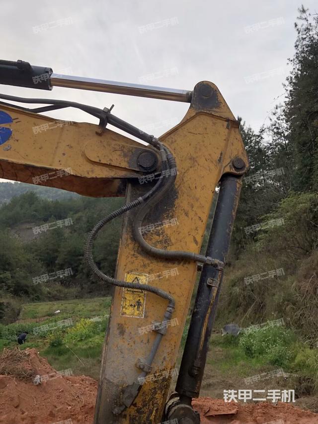 小臂整體左后（工作和回轉(zhuǎn)裝置）