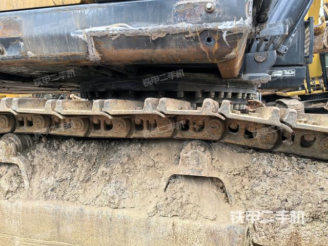 右側(cè)行走馬達蓋板（行走機構(gòu)）