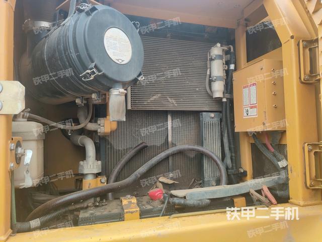 散熱器正面（大件艙室）