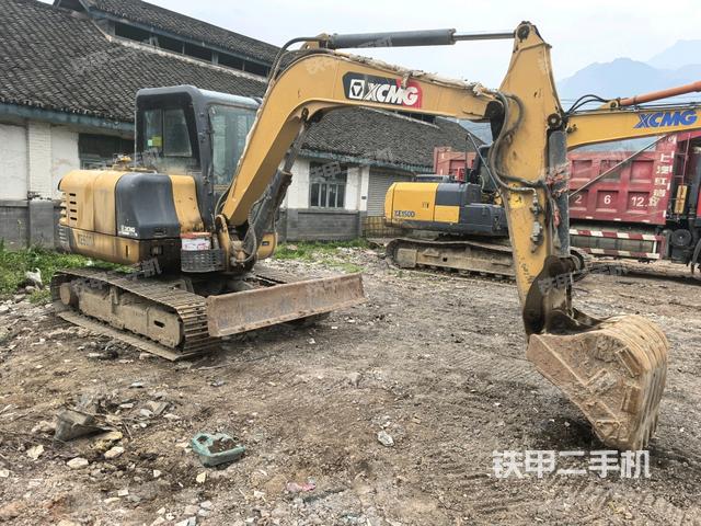 右前45(整機外觀) 右前45(整機外觀)