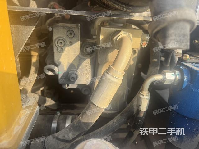 散熱器室(大件艙室) 散熱器室(大件艙室)