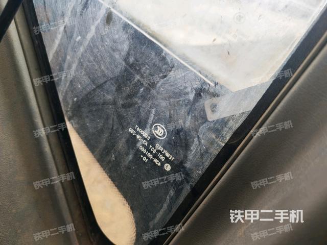 駕駛室正側(駕駛室部分) 駕駛室正側(駕駛室部分)