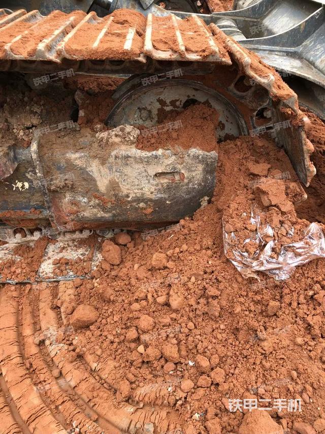 右側履帶整體?（行走機構）