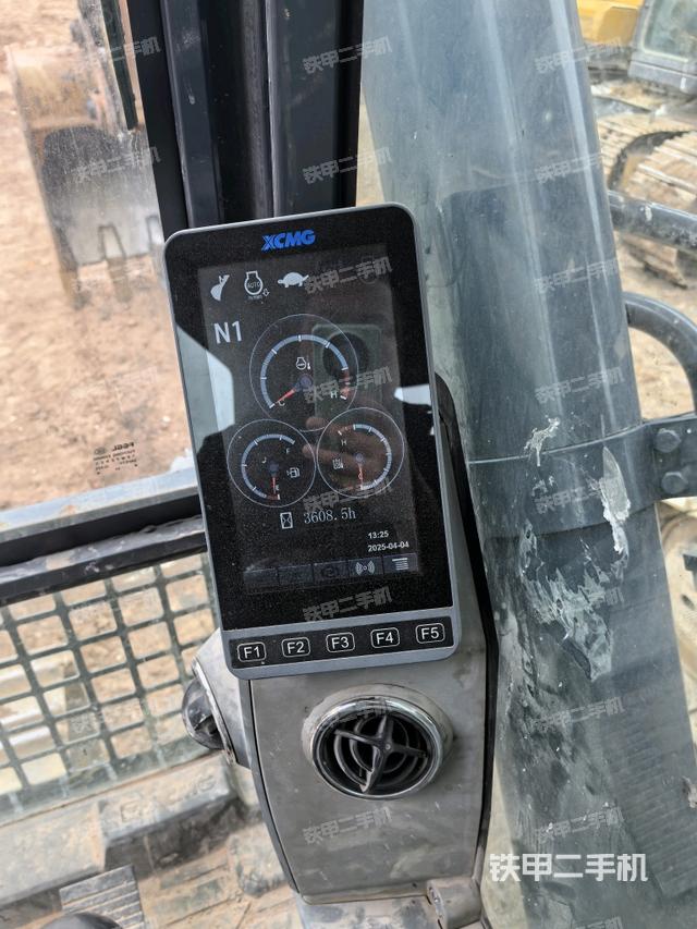 顯示屏?（駕駛室部分）