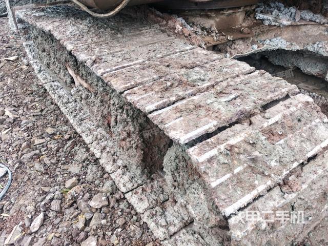 左托鏈輪和鏈筋（行走機(jī)構(gòu)）