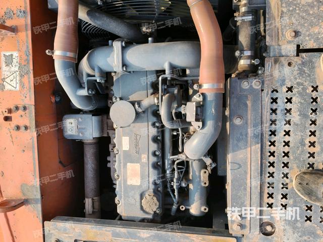 發(fā)動(dòng)機(jī)整體俯視（整機(jī)外觀）