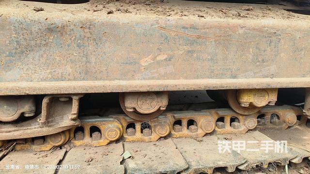 单侧履带整体（整机外观）