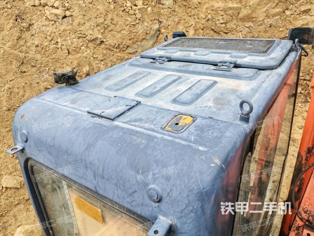 駕駛室頂部俯視(上車部件) 駕駛室頂部俯視(上車部件)