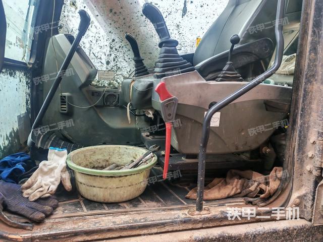 頂棚整體（駕駛室部分）