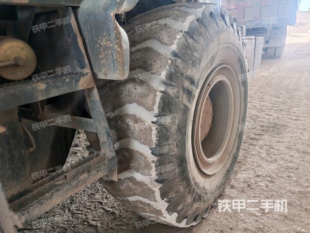 左前輪（行走機(jī)構(gòu)）