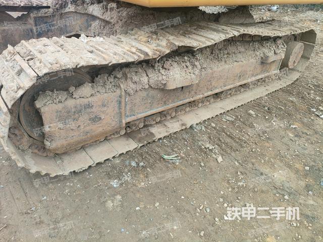 左側(cè)履帶整體?（行走機(jī)構(gòu)）