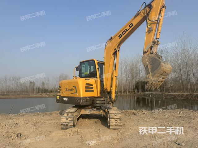 大臂根部?斜(工作和回轉(zhuǎn)裝置) 大臂根部?斜(工作和回轉(zhuǎn)裝置)