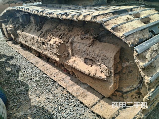 左侧履带整体 （行走机构）