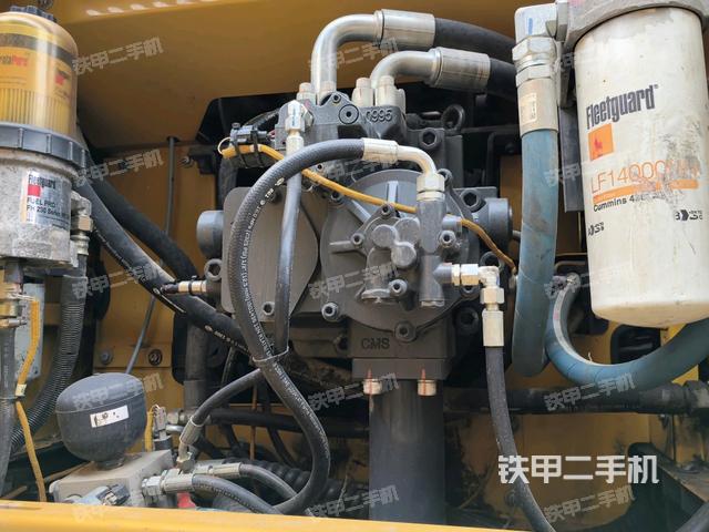 液壓泵斜45?左(大件艙室) 液壓泵斜45?左(大件艙室)
