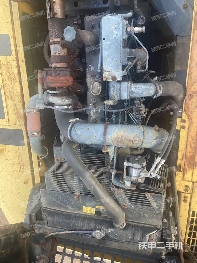 發(fā)動(dòng)機(jī)整體俯視（整機(jī)外觀）