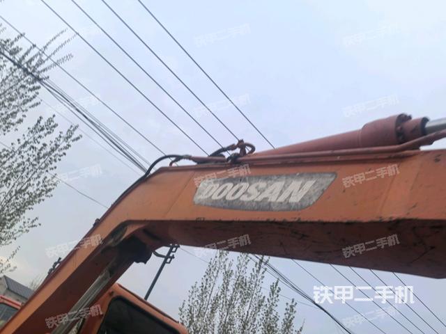 大臂整體?右側(cè)(工作和回轉(zhuǎn)裝置) 大臂整體?右側(cè)(工作和回轉(zhuǎn)裝置)