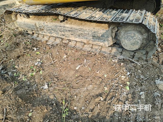 左側(cè)履帶整體?（行走機(jī)構(gòu)）