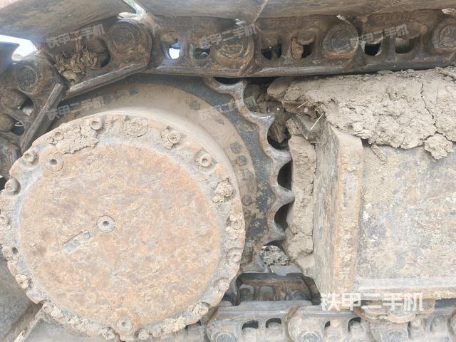 右側(cè)行走馬達蓋板（行走機構(gòu)）