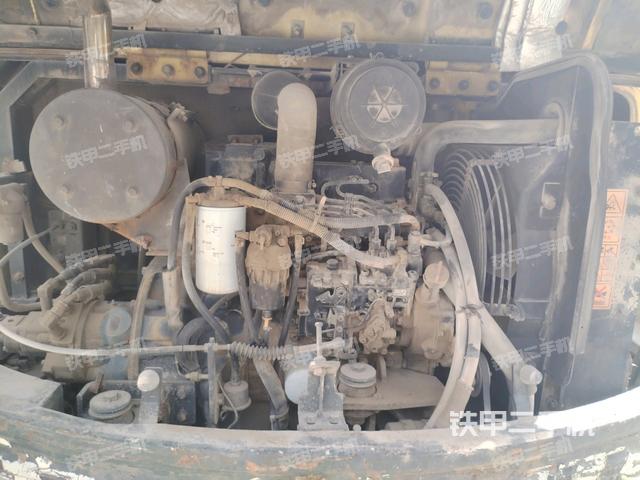 發(fā)動(dòng)機(jī)室(上車部件) 發(fā)動(dòng)機(jī)室(上車部件)