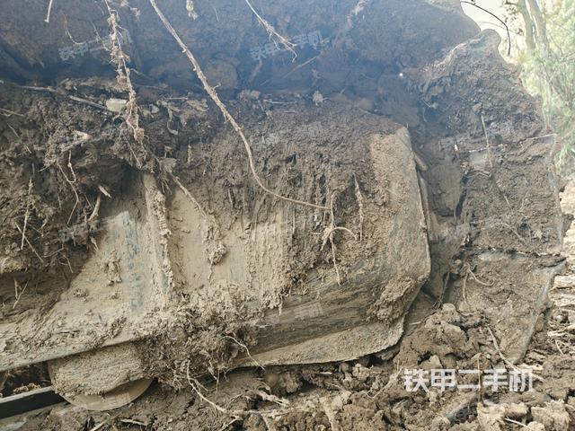 左側(cè)行走馬達(dá)蓋板（行走機(jī)構(gòu)）