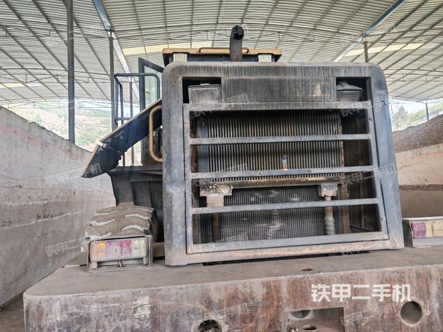 正后方（整機(jī)外觀）