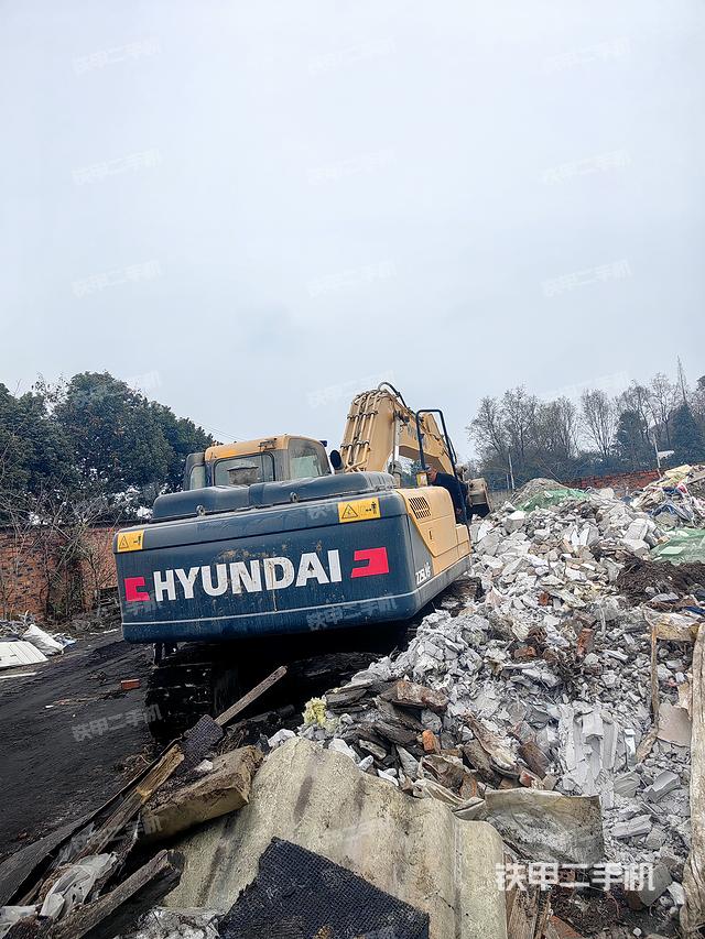 驾驶室整体（整机外观）