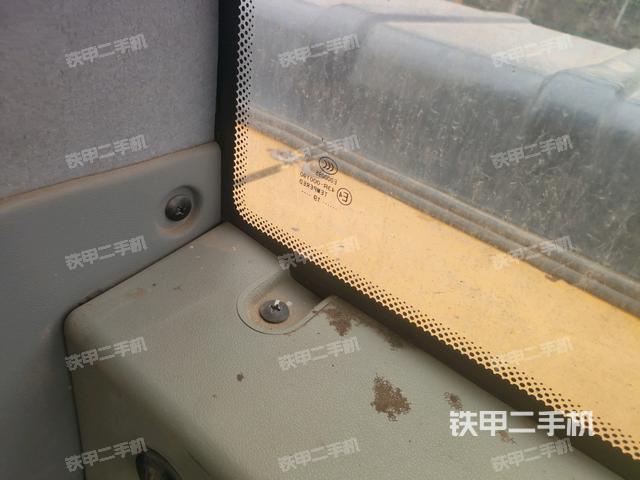 后窗玻璃角標(biāo)（駕駛室部分）