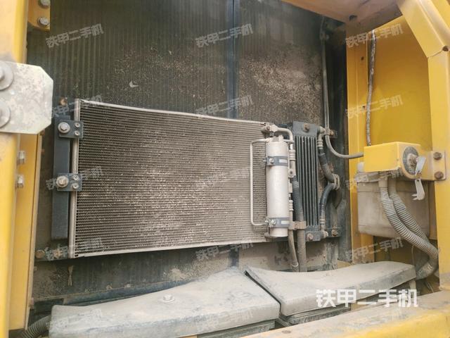 散熱器正面（大件艙室）