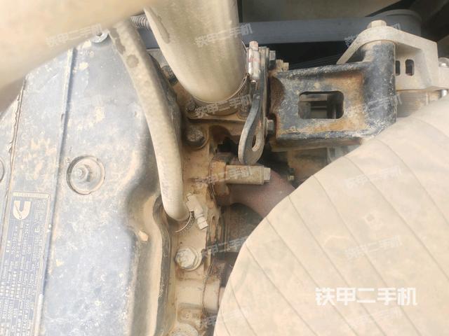 氣門室蓋螺絲特寫（上車部件）