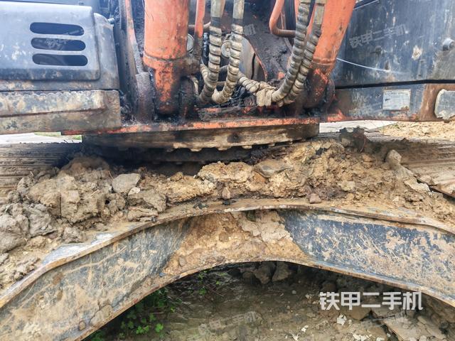 鏟斗45度(工作和回轉裝置) 鏟斗45度(工作和回轉裝置)