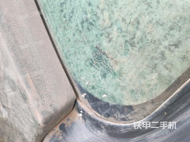 座椅后部（駕駛室部分）