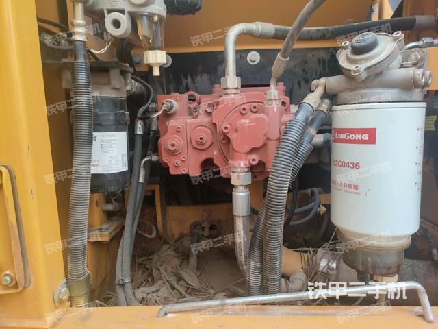 液壓泵室（大件艙室）