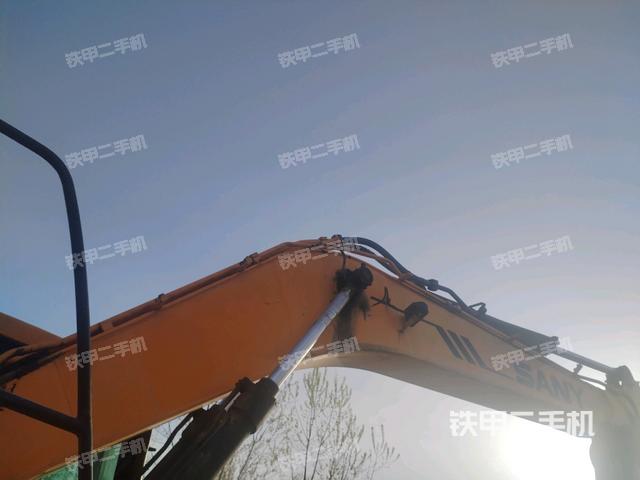 大臂整體?右側（工作和回轉裝置）