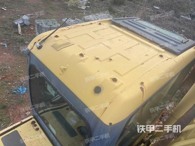 駕駛室頂部（整機(jī)外觀）