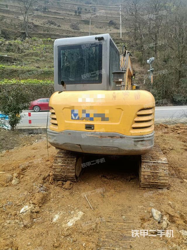 整机右后45°（整机外观）