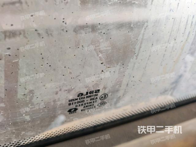 后窗玻璃角標(biāo) （駕駛室部分）