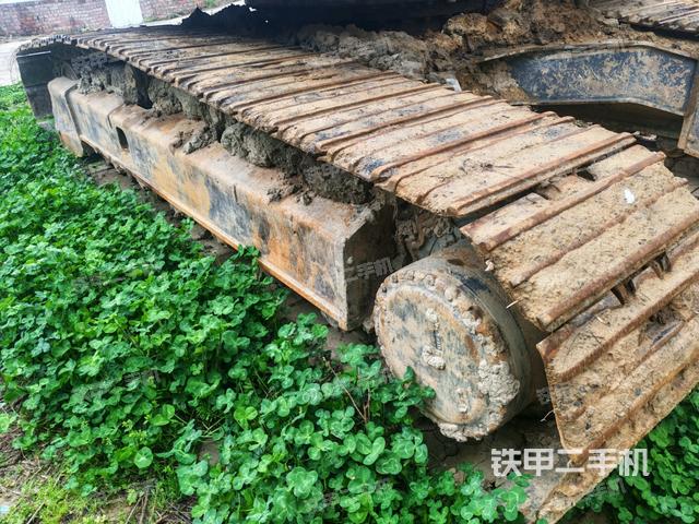 左側履帶整體?(行走機構) 左側履帶整體?(行走機構)