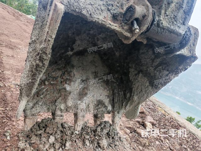 小臂整體左后（工作和回轉(zhuǎn)裝置）