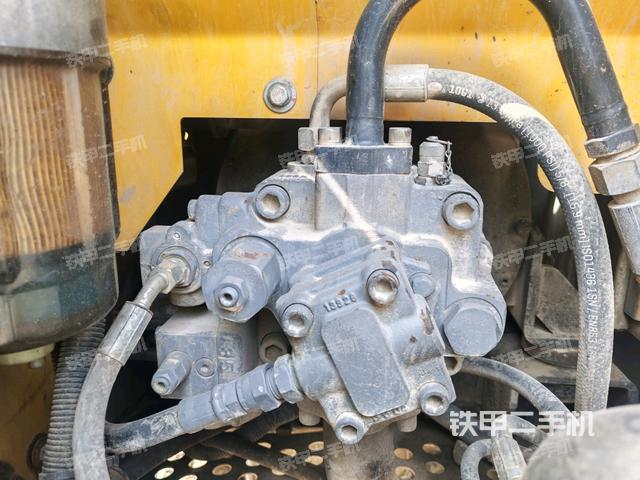 液壓泵室（大件艙室）