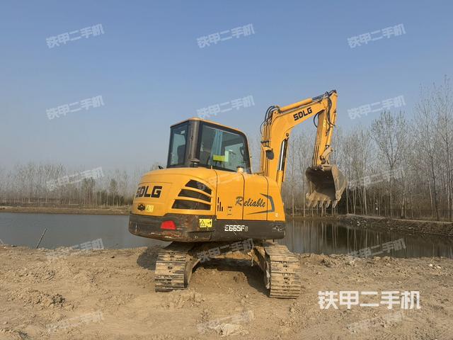 右后45(整機(jī)外觀) 右后45(整機(jī)外觀)