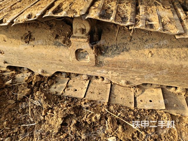 右側(cè)履帶整體?（行走機(jī)構(gòu)）