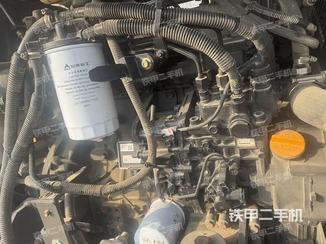 發(fā)動(dòng)機(jī)室(上車(chē)部件) 發(fā)動(dòng)機(jī)室(上車(chē)部件)