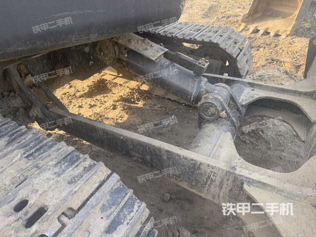 右驅(qū)動(dòng)輪(行走機(jī)構(gòu)) 右驅(qū)動(dòng)輪(行走機(jī)構(gòu))