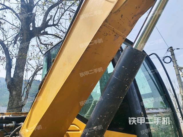 小臂整體左后（工作和回轉(zhuǎn)裝置）