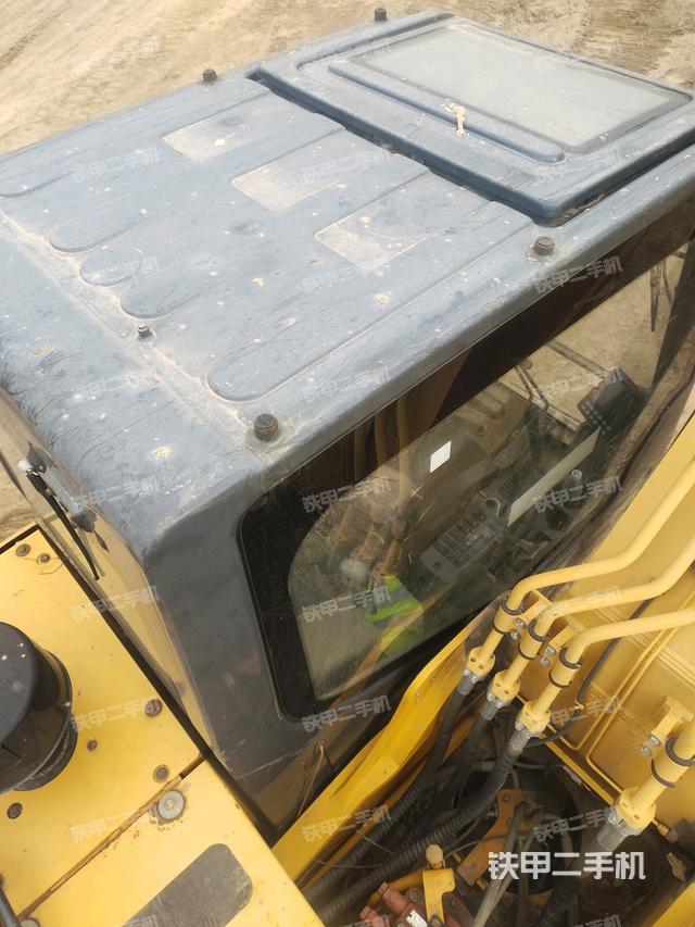 駕駛室頂部俯視（上車部件）