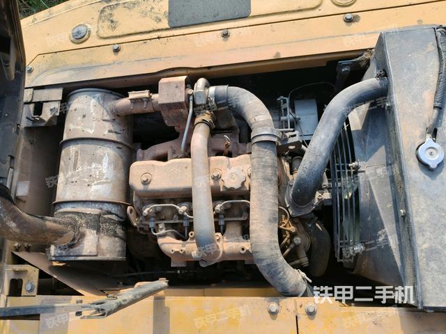 發(fā)動機整體俯視(整機外觀) 發(fā)動機整體俯視(整機外觀)