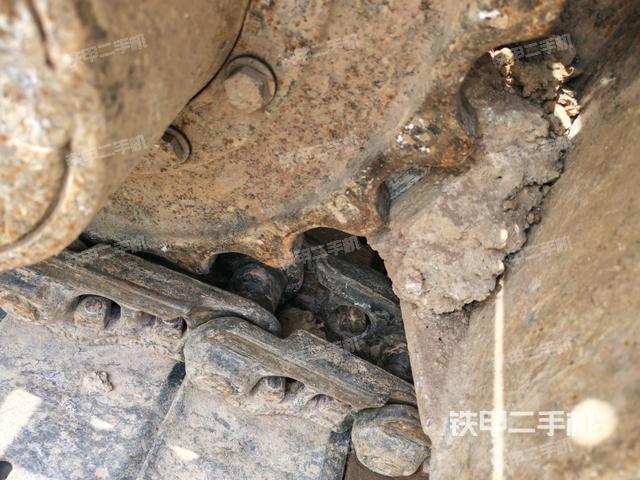 右側(cè)履帶整體?（行走機(jī)構(gòu)）