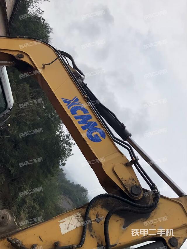 小臂整體右前（工作和回轉裝置）