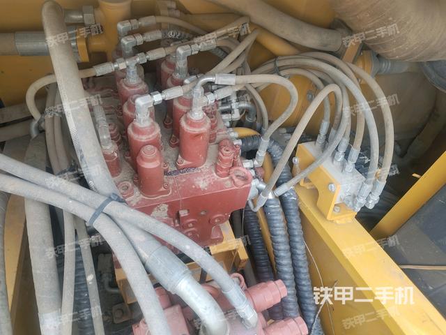 分配閥（上車部件）