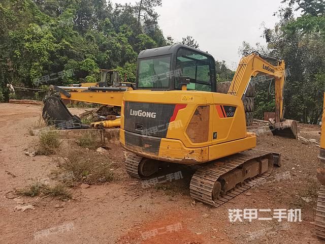 整機右后45°（整機外觀）